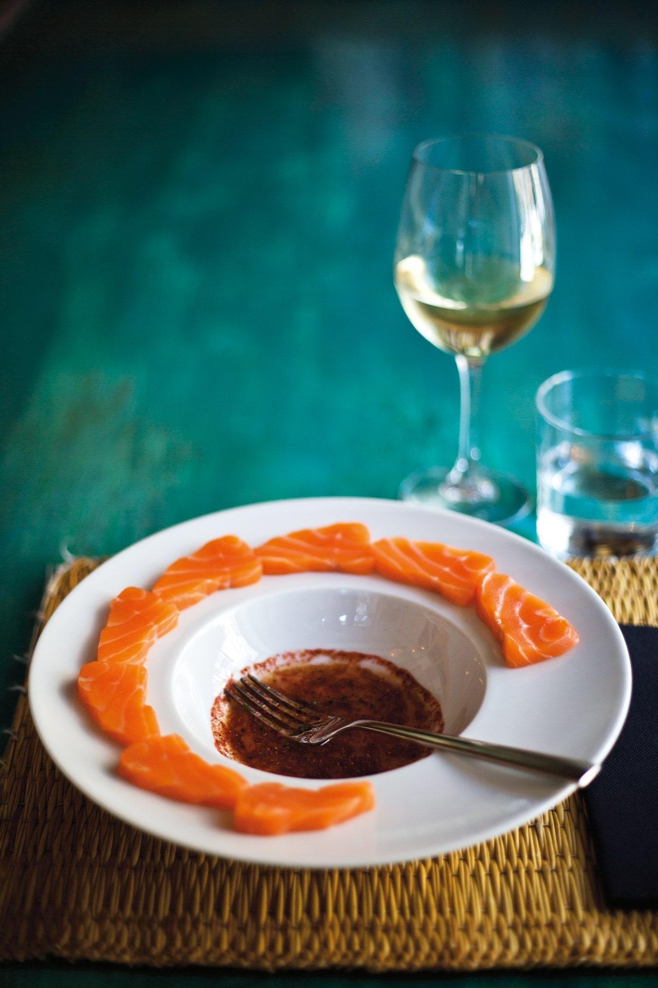 Salmon sashimi at Bunker's