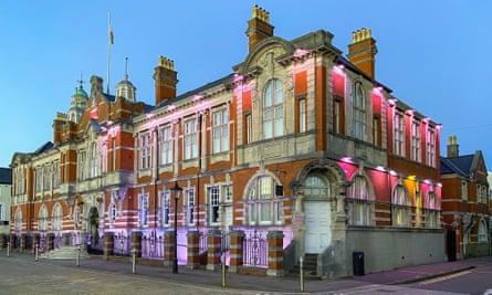 I could be by the Med: a car-free short break in Swansea